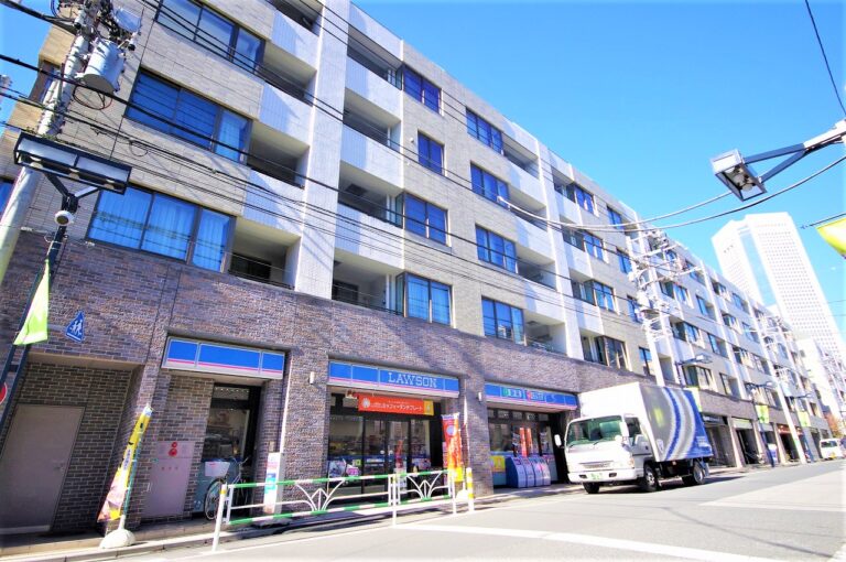 パークリュクス初台-1