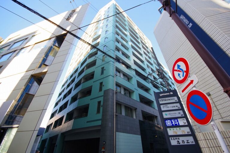 シティハウス代々木ステーションコート_地上14階建て総戸数117邸のビッグコミュニティマンション