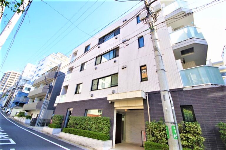 プレシス参宮橋外観