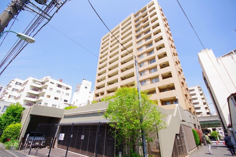 グラーサ渋谷松濤_外観と共用部 (1)