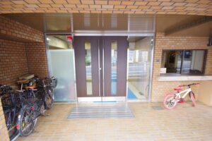 東久パレス神宮外観・共用 (2)エントランス