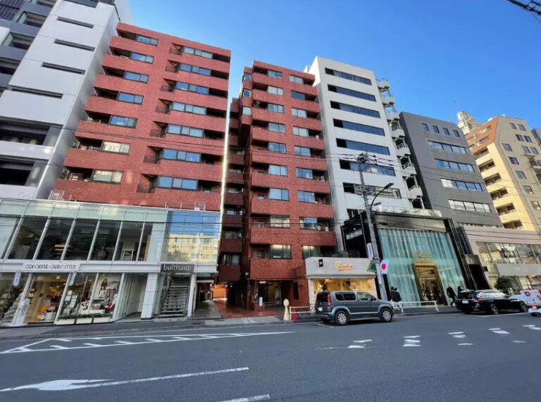 南青山ユニハイツ