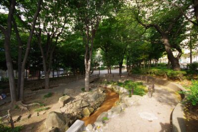 幡ヶ谷水の公園