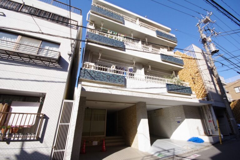 東高ペアシティ外観③