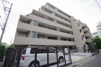 グランシュテル中野坂上外観②