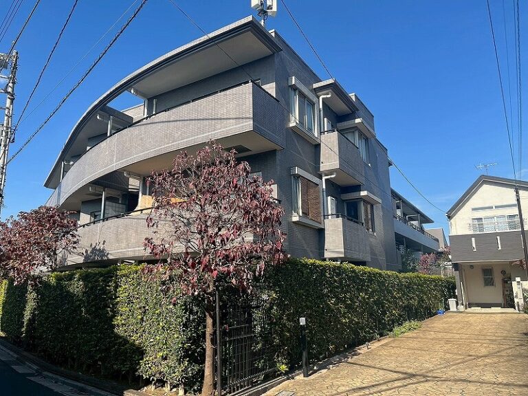 杉並和泉ハイム外観と共用部